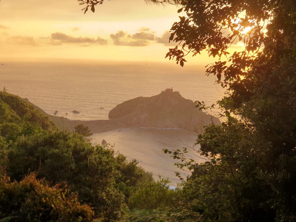 Baskenland mit Wohnmobil Gaztelugatxe 