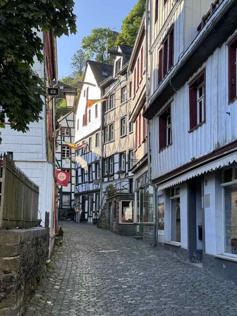 Eschbachstraße in der historischen Altstadt Monschau 